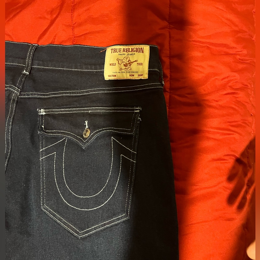 True Religion - Picture 4 of 5
